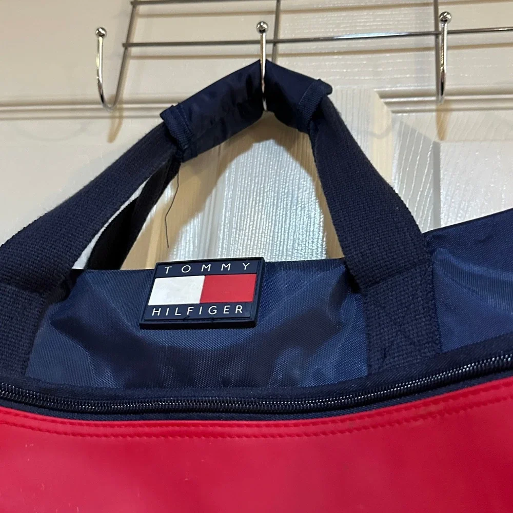 Tommy Hilfiger Vintage Duffle Bag Navy Red Colorblock‎ Travel Gym Bag Strap
